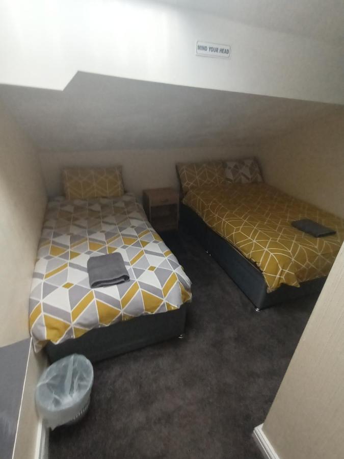 Strides Hotel Blackpool Bagian luar foto