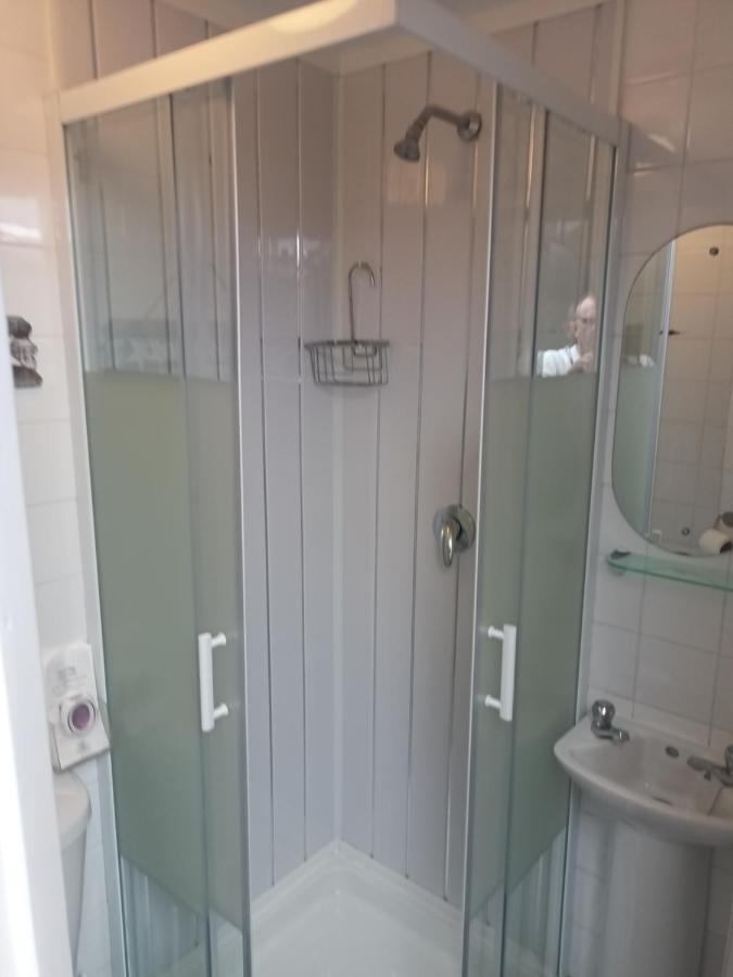 Strides Hotel Blackpool Bagian luar foto
