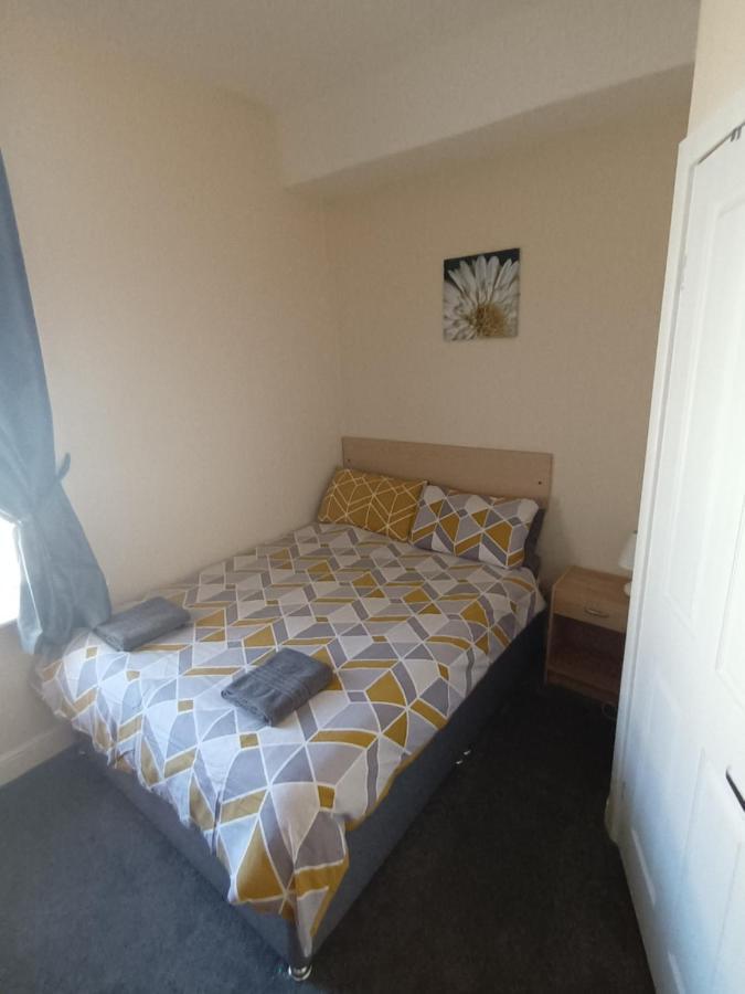Strides Hotel Blackpool Bagian luar foto